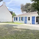 Hébergement de vacances Maison Indépendante Avec Terrasse, Proche Et Terrain De 1100 M², Noirmoutier-en-l'île - Fr-1-224b-108 Noirmoutier-en-l'Île