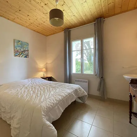 Holiday home Maison Independante Avec Terrasse, Proche Et Terrain De 1100 M², - Fr-1-224b-108 Noirmoutier-en-l'Ile