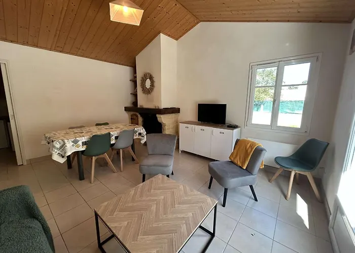 Casa vacanze Maison Independante Avec Terrasse, Proche Et Terrain De 1100 M², - Fr-1-224b-108 Noirmoutier-en-l'Ile